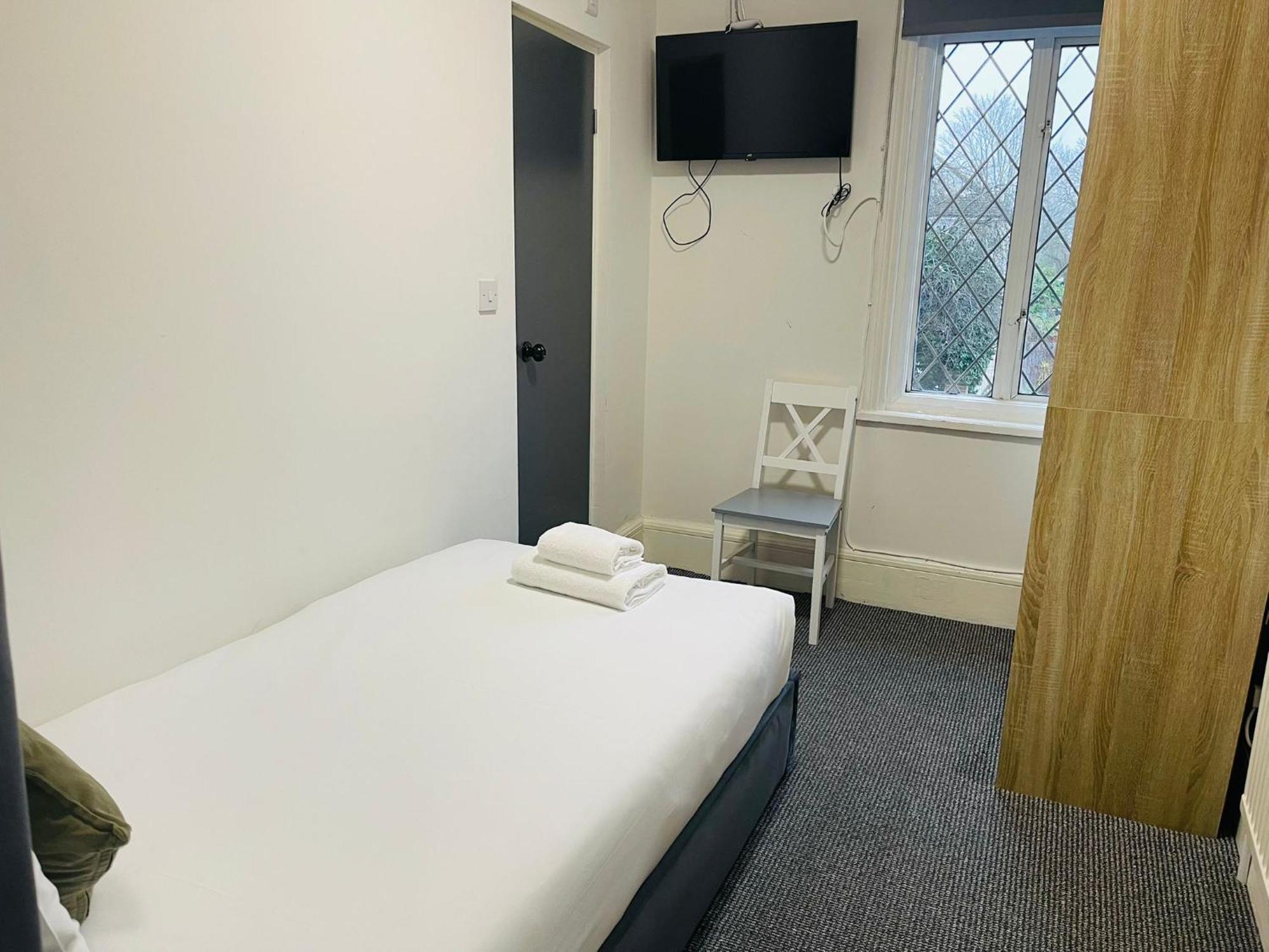Woodford Hotel London